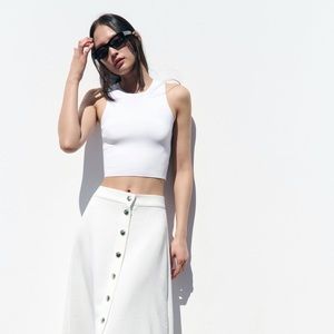 ZARA KNIT CROP TOP IN WHITE